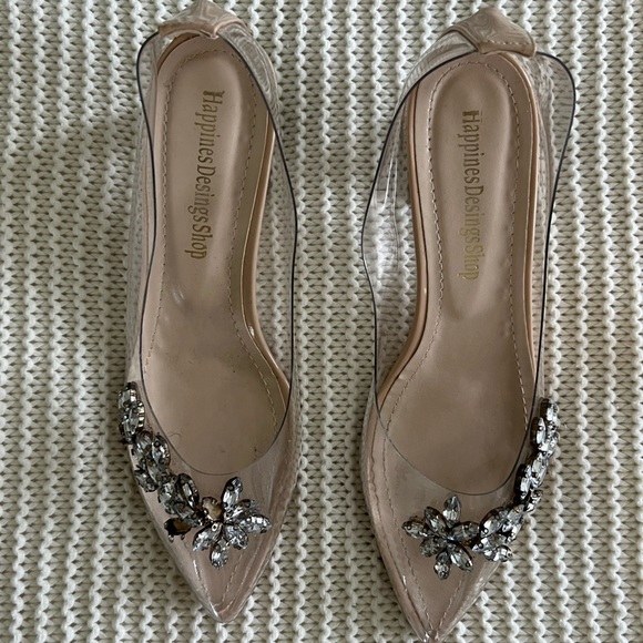 Shoes - Clear two inch heels with broach